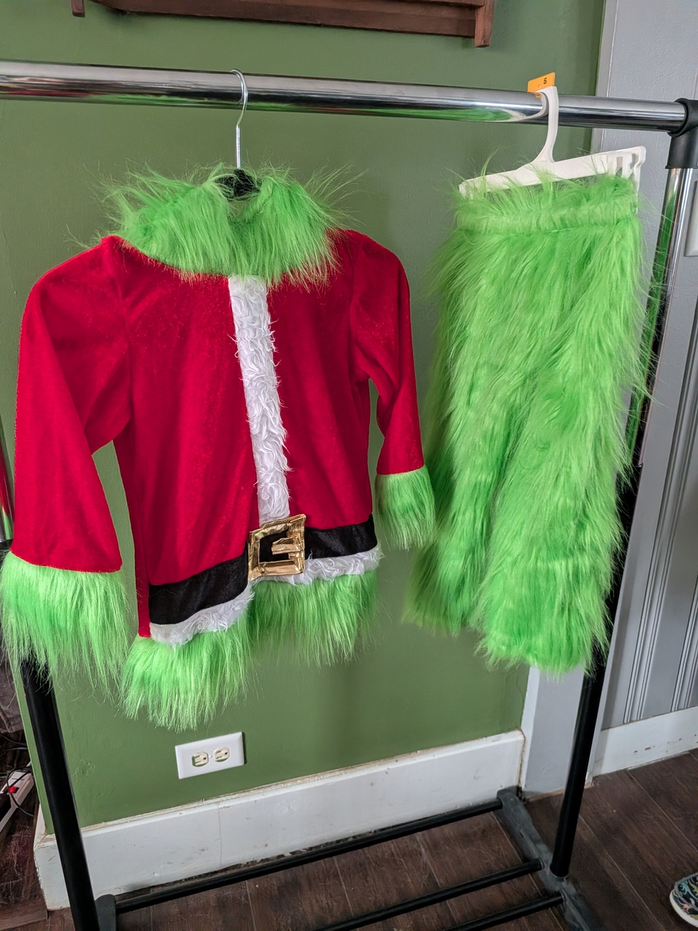 Green & Red Kids Grinch-Inspired Costume Set
